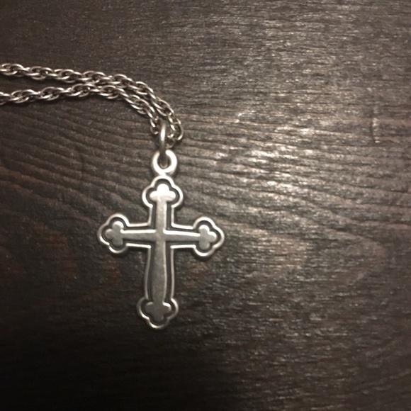 James Avery Cross w/ medium rope chain - Picture 3 of 8